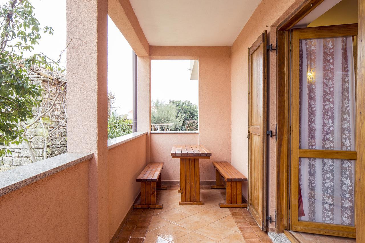 באלה Mon Perin Castrum - Apartman Valentina מראה חיצוני תמונה